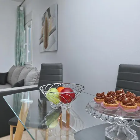 Anemi Apartmán *