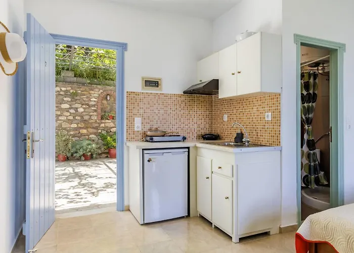 Anemi * Skopelos Town